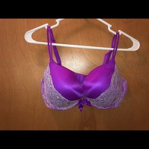 Victoria secret very sexy push up bra. 38C
